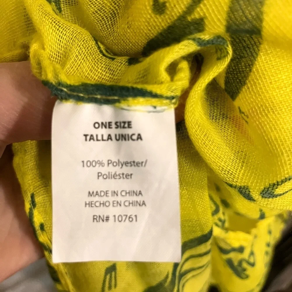🌈 Go Ducks! Infinity lightweight scarf yellow with ducks logo University of Oreg